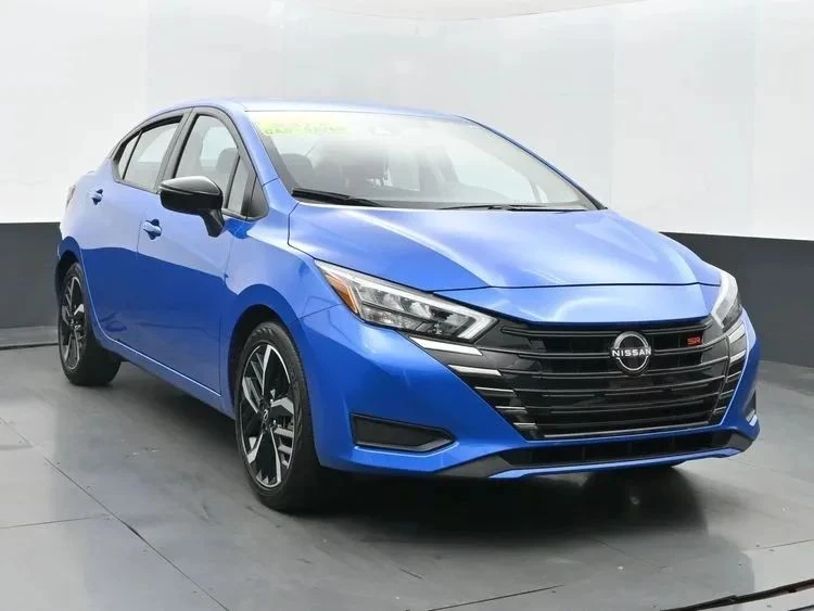 2024 Nissan Versa - Image 2 of 12