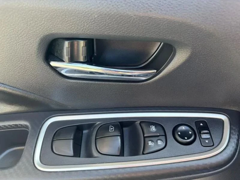 2024 Nissan Versa - Image 7 of 12