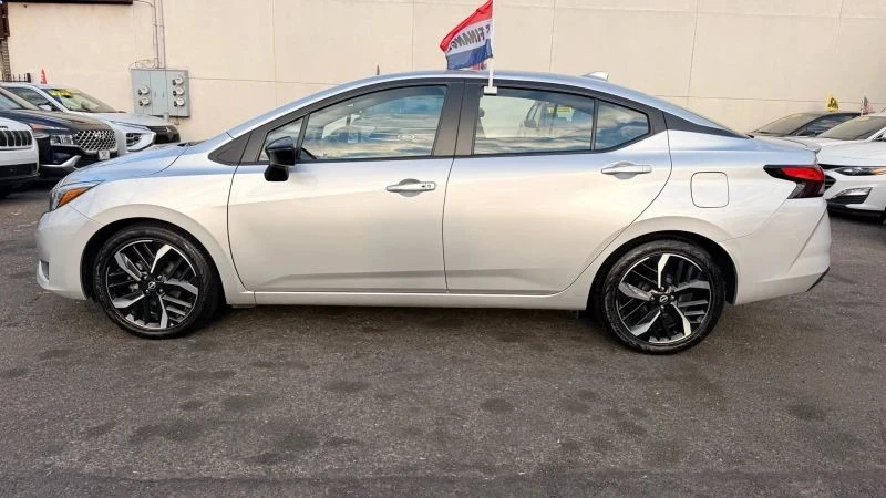 2024 Nissan Versa - Image 10 of 12