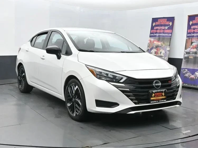 2024 Nissan Versa - Image 2 of 12