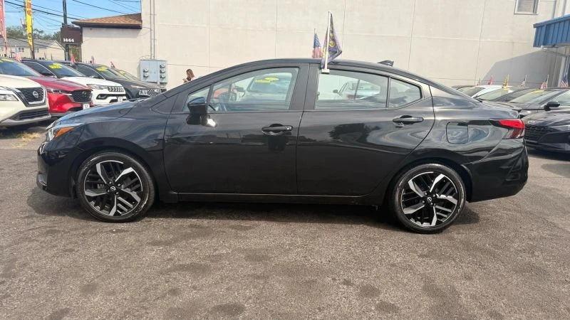 2024 Nissan Versa - Image 10 of 12