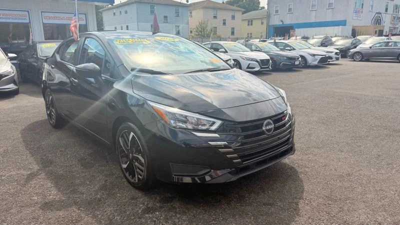 2024 Nissan Versa - Image 2 of 12