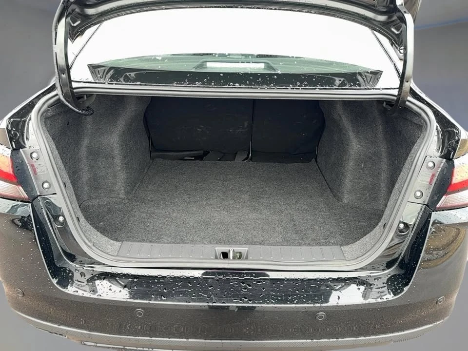 2024 Nissan Versa - Image 13 of 15