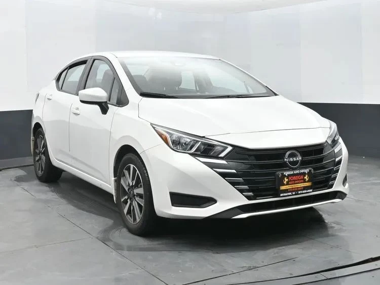 2024 Nissan Versa - Image 2 of 12