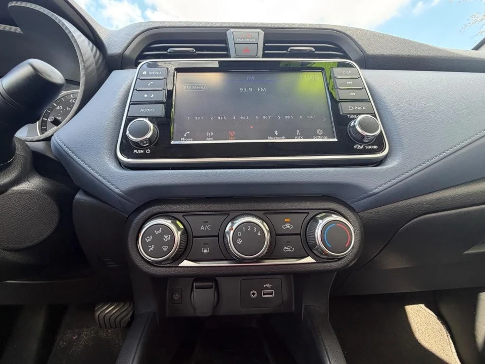 2024 Nissan Versa - Image 11 of 20
