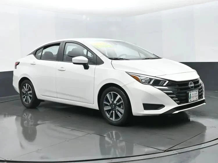 2024 Nissan Versa - Image 2 of 12