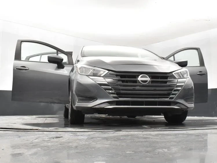 2024 Nissan Versa - Image 11 of 12