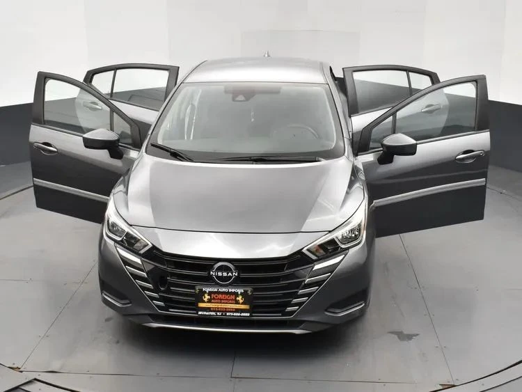 2024 Nissan Versa - Image 10 of 12