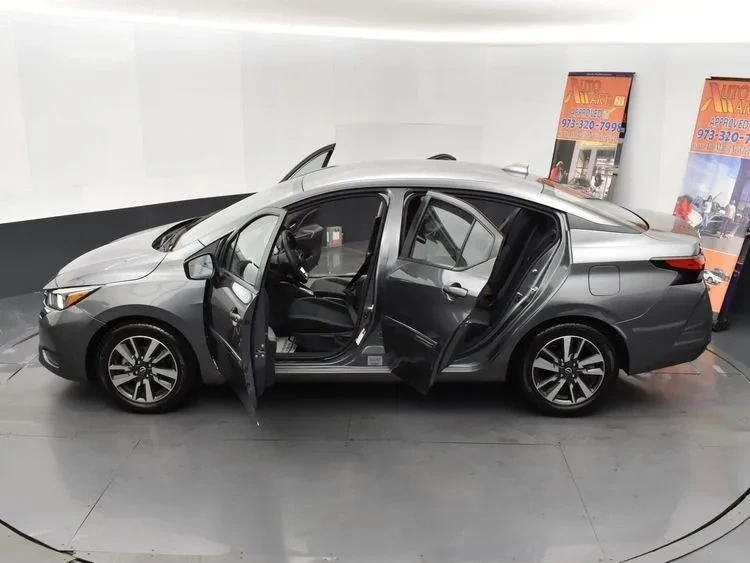 2024 Nissan Versa - Image 7 of 12