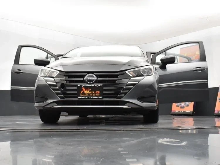 2024 Nissan Versa - Image 11 of 12