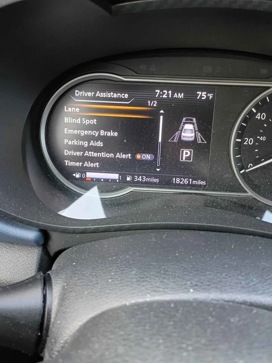 2024 Nissan Versa - Image 5 of 9