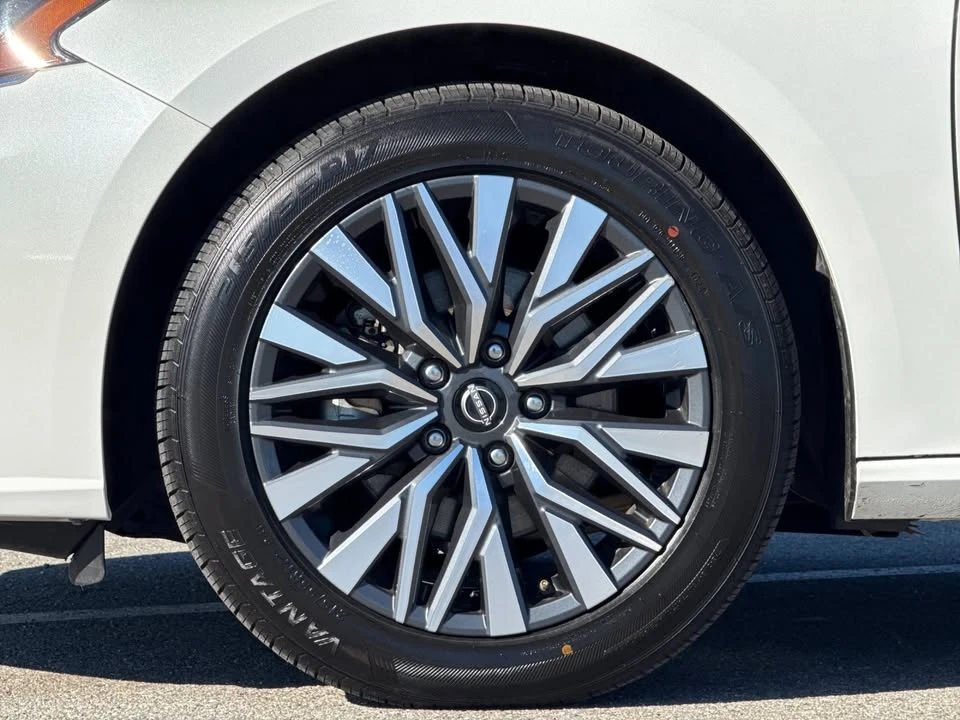 2024 Nissan Altima 6th Gen - Image 8 of 12