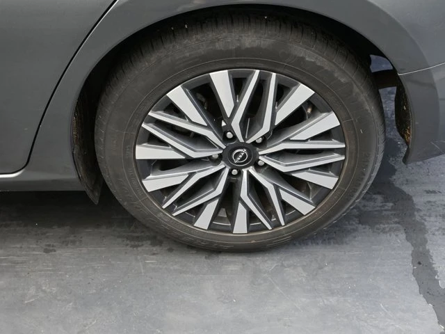 2024 Nissan Altima 6th Gen - Image 13 of 18