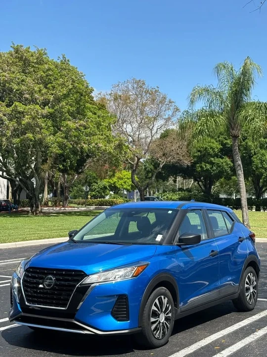 2024 Nissan Kicks - Image 2 of 10