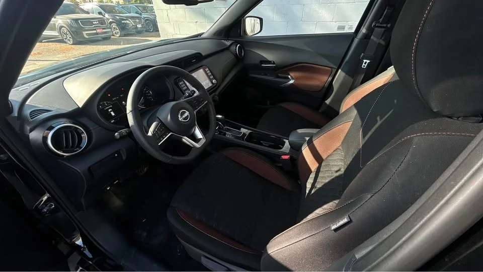 2024 Nissan Kicks - Image 9 of 11