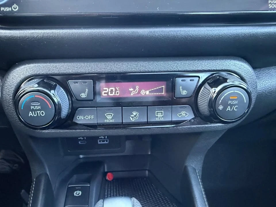 2024 Nissan Kicks - Image 14 of 20