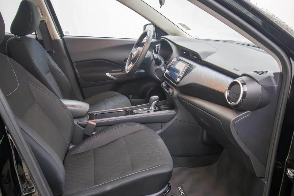 2024 Nissan Kicks - Image 13 of 16