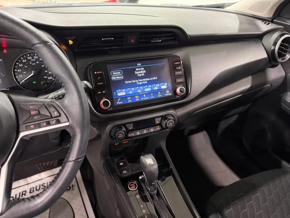 2024 Nissan Kicks - Image 10 of 15