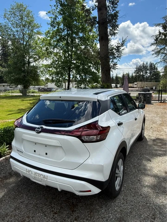 2024 Nissan Kicks - Image 4 of 8