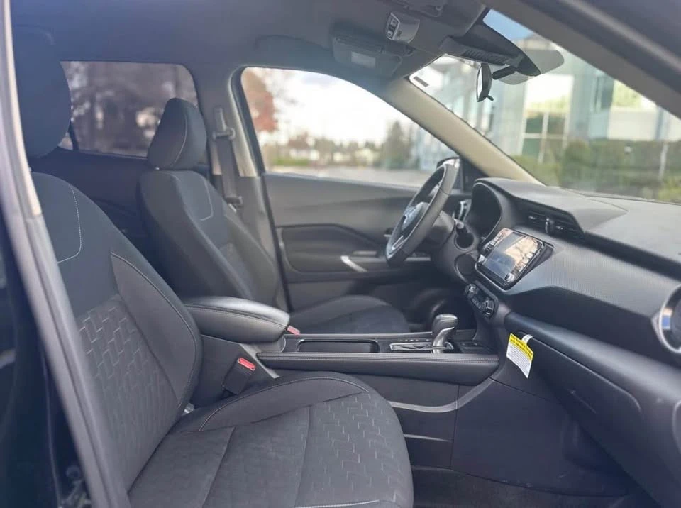 2024 Nissan Kicks - Image 12 of 16