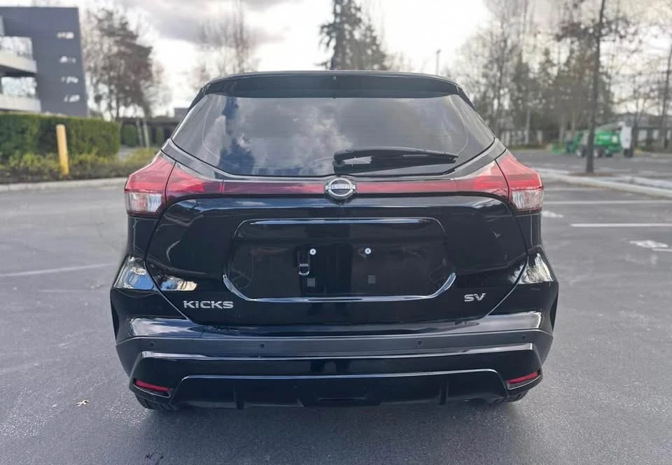 2024 Nissan Kicks - Image 2 of 16