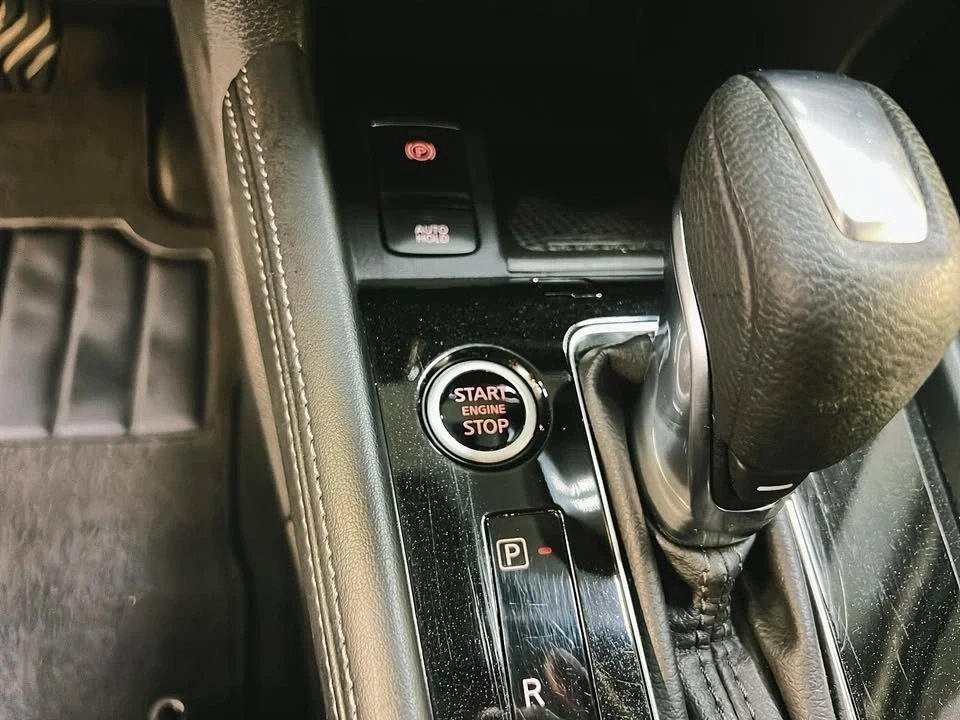2024 Nissan Kicks - Image 16 of 19