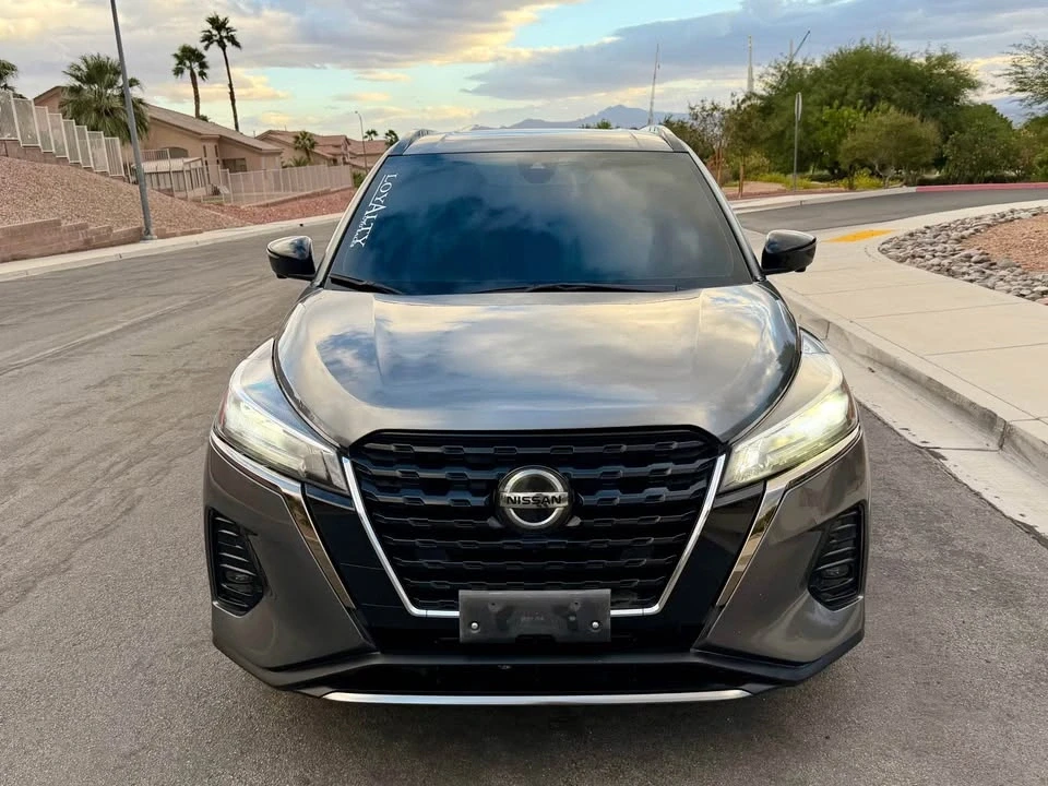 2024 Nissan Kicks - Image 2 of 11