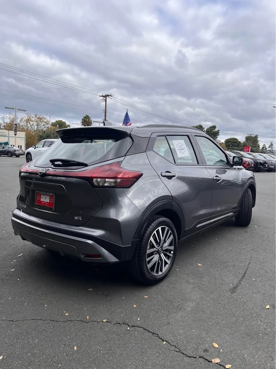 2024 Nissan Kicks - Image 3 of 14