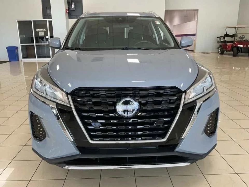 2024 Nissan Kicks - Image 2 of 13