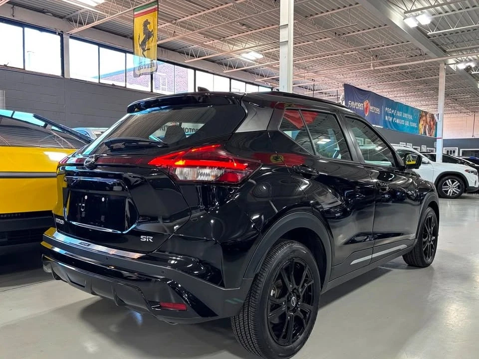 2024 Nissan Kicks - Image 2 of 9