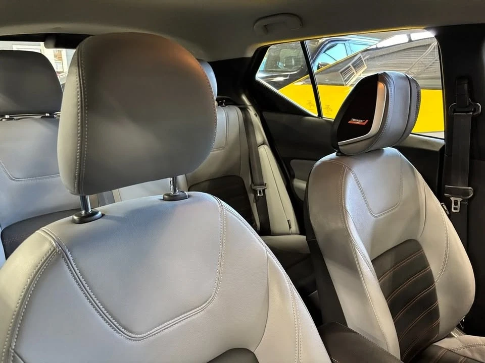 2024 Nissan Kicks - Image 6 of 9