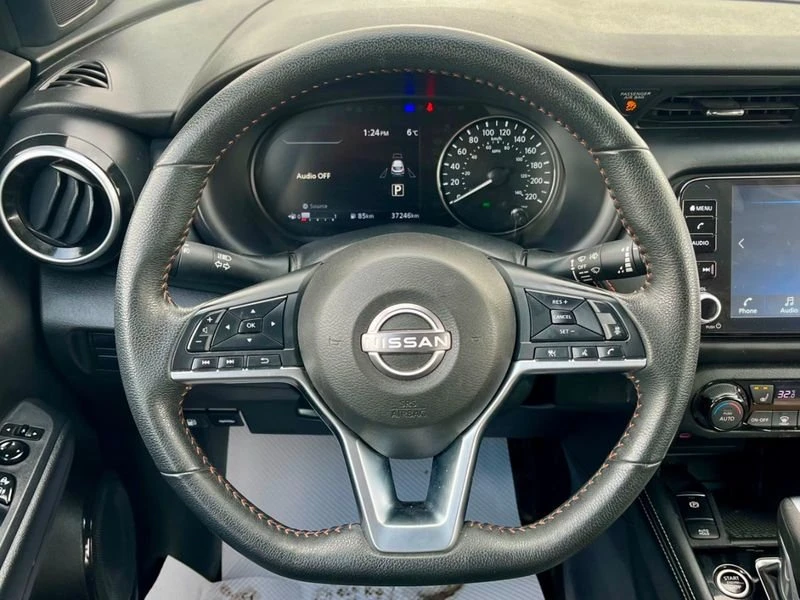 2024 Nissan Kicks - Image 12 of 18
