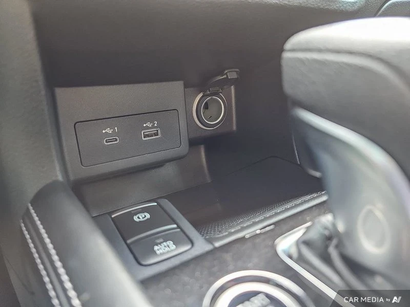 2024 Nissan Kicks - Image 17 of 19