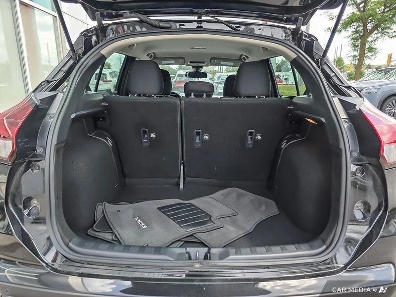 2024 Nissan Kicks - Image 7 of 19