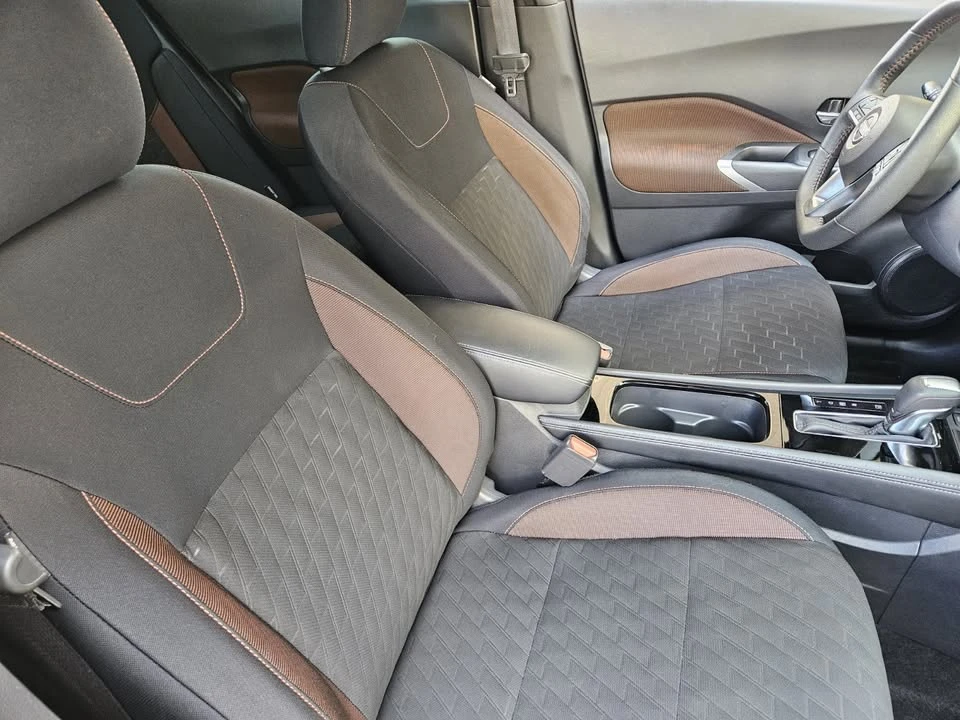 2024 Nissan Kicks - Image 9 of 19