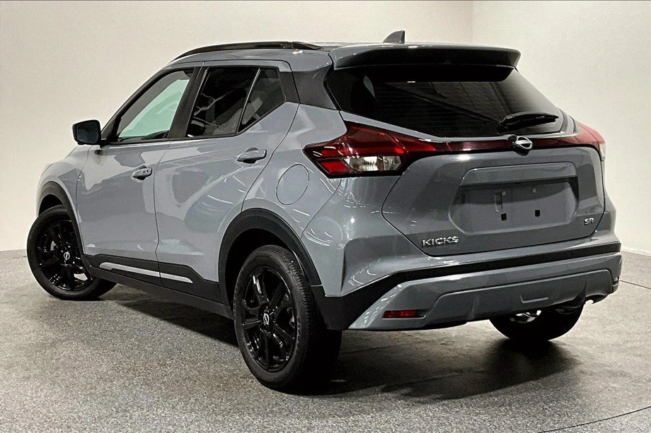 2024 Nissan Kicks - Image 3 of 19