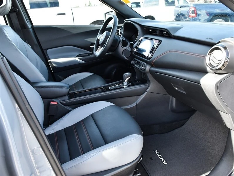 2024 Nissan Kicks - Image 10 of 16