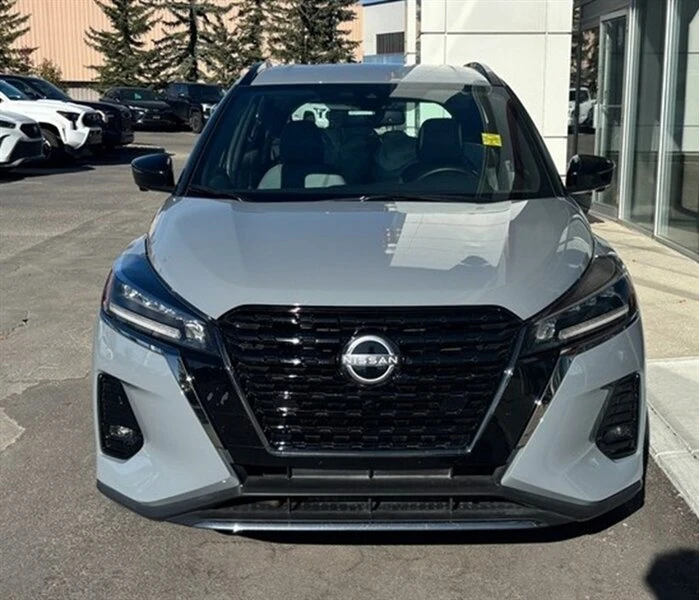 2024 Nissan Kicks - Image 2 of 16