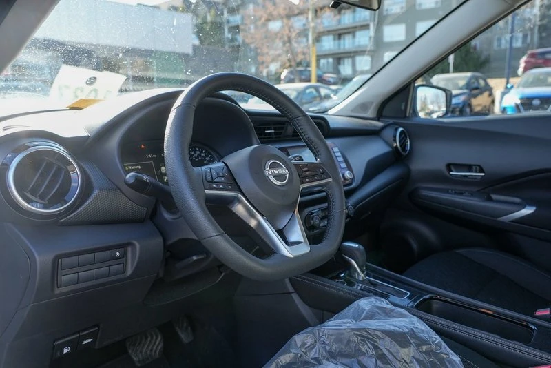 2024 Nissan Kicks - Image 11 of 18