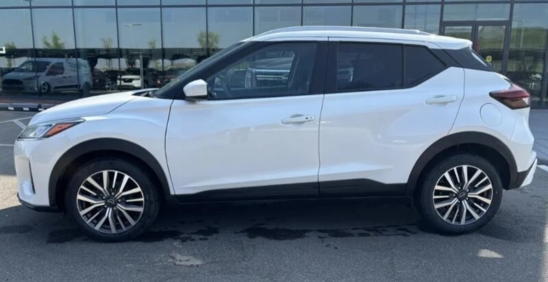 2024 Nissan Kicks - Image 3 of 14