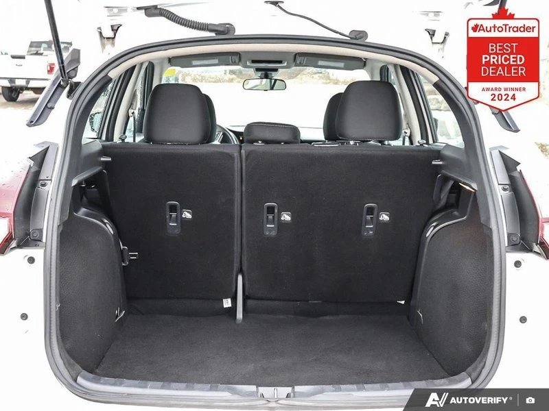 2024 Nissan Kicks - Image 10 of 20