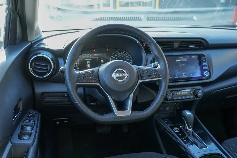 2024 Nissan Kicks - Image 15 of 17