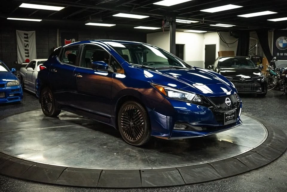 2024 Nissan Leaf - Image 3 of 17