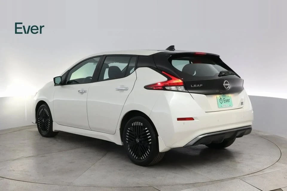 2024 Nissan Leaf - Image 14 of 20