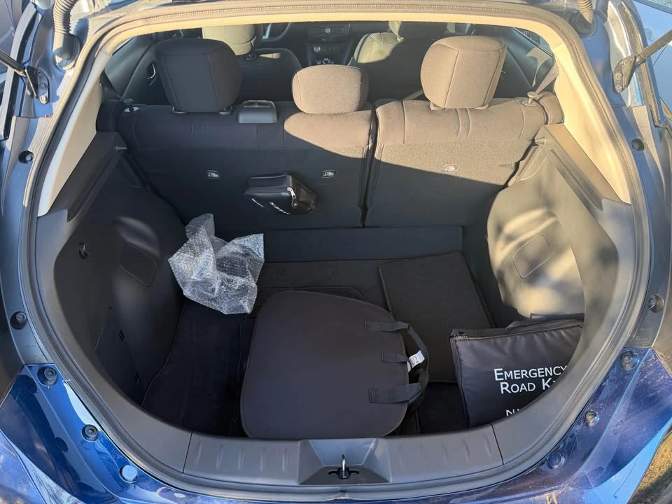 2024 Nissan Leaf - Image 4 of 16