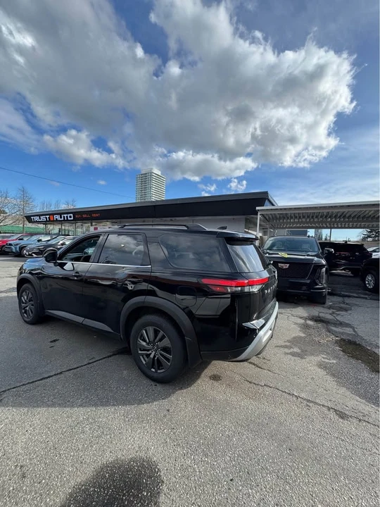 2024 Nissan Pathfinder 5th Gen - Image 4 of 14