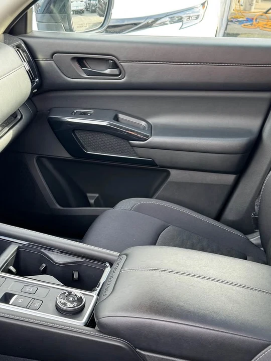 2024 Nissan Pathfinder 5th Gen - Image 12 of 14