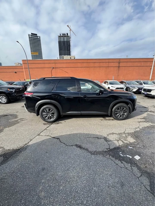 2024 Nissan Pathfinder 5th Gen - Image 3 of 14