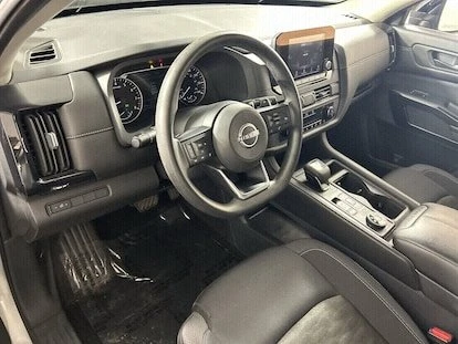 2024 Nissan Pathfinder 5th Gen - Image 12 of 19