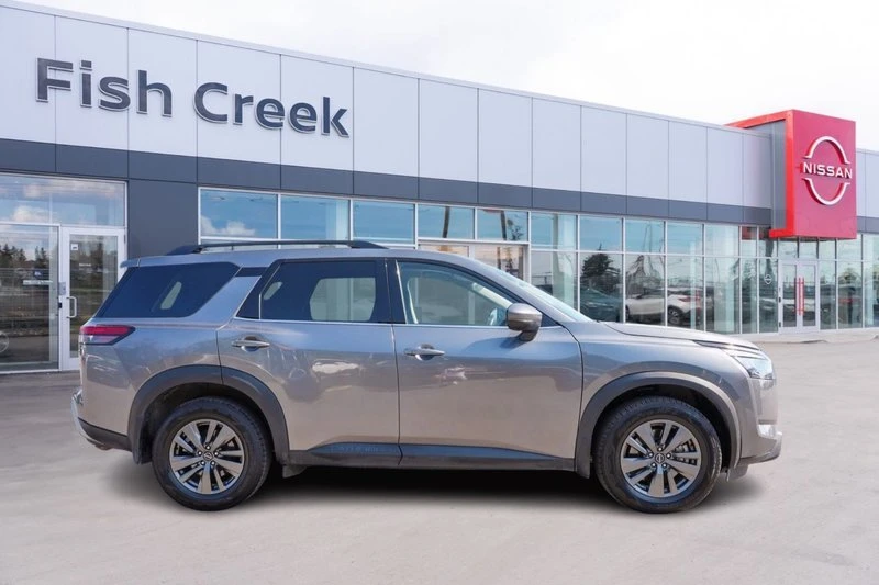 2024 Nissan Pathfinder 5th Gen - Image 8 of 19